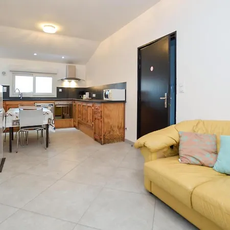 Lovely In Appartement Ghisonaccia